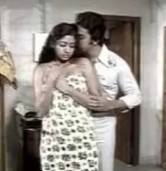 Here In This Film There Is An Intimate And Erotic Scene Of Kamal And Sridevi Sridevi Is Shown Taking A Bath And The Scene Follows In Her Dream Here In This Film There Is An Intimate And Erotic Scene Of Kamal And Sridevi Sridevi Is Shown Taking A Bath And The Scene Follows In Her Dream