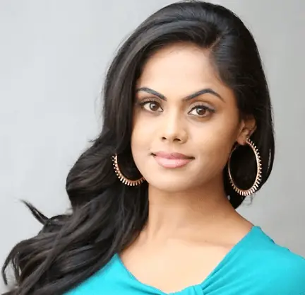 The Famous Yesteryears Actress Radha Her Notable Features Are Her Toned Legs And Alluring Figure Many Of The Young Men Of Kerala Have Her Pictures As The Famous Yesteryears Actress Radha Her Notable Features Are Her Toned Legs And Alluring Figure Many Of The Young Men Of Kerala Have Her Pictures As