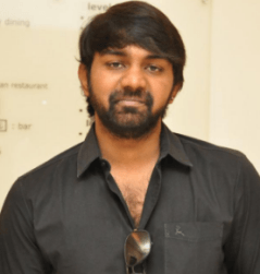 Kollywood Movie Actor Yog Japee Biography News Photos Videos Nettv4u Yog japee is an actor, known for billa (2007), billa 2 (2012) and arindhum ariyamalum (2005). movie actor yog japee biography