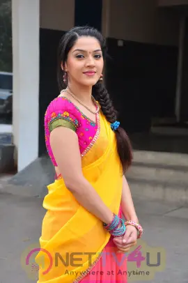 veera movie heroine photos krishna gadi veera premagaadha movie heroine mehreen veera movie heroine photos krishna gadi veera premagaadha movie heroine mehreen