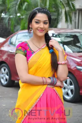 veera movie heroine photos krishna gadi veera premagaadha movie heroine mehreen veera movie heroine photos krishna gadi veera premagaadha movie heroine mehreen