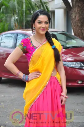 veera movie heroine photos krishna gadi veera premagaadha movie heroine mehreen veera movie heroine photos krishna gadi veera premagaadha movie heroine mehreen