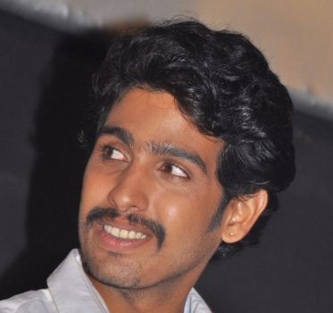 actor nagesh movies nagesh s grandson gajesh in santhanam movie nettv4u actor nagesh movies nagesh s grandson gajesh in santhanam movie nettv4u